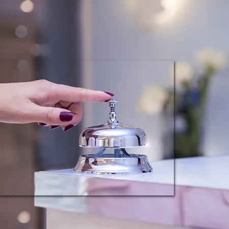 Staybridge - Centre By Ihg 4* Cannes