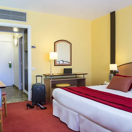 Staybridge - Centre By Ihg 4* Cannes
