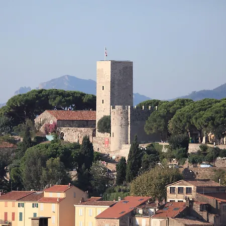 Staybridge - Centre By Ihg 호텔