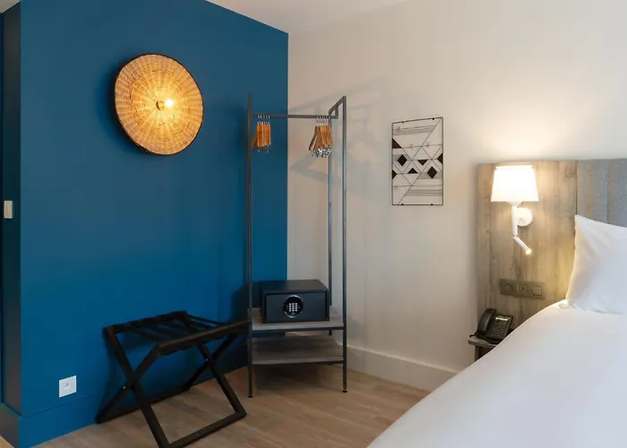 Staybridge - Centre By Ihg Szálloda Cannes