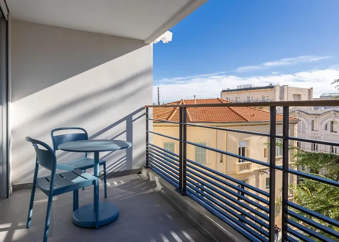 Staybridge - Centre By Ihg Hotel Cannes