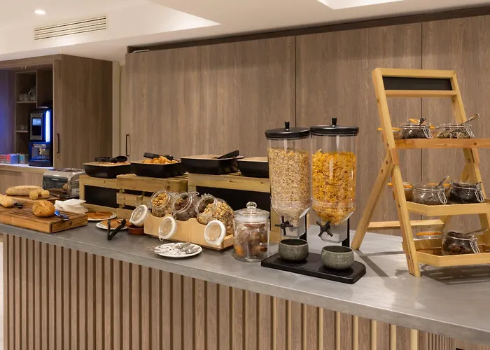 Staybridge - Centre By Ihg Szálloda Cannes