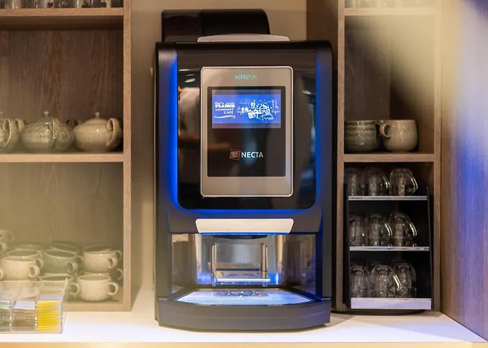 Staybridge - Centre By Ihg Hotel