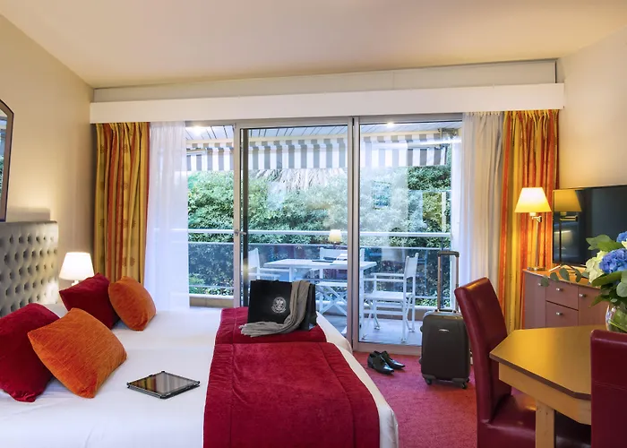 Staybridge - Centre By Ihg 4* Cannes