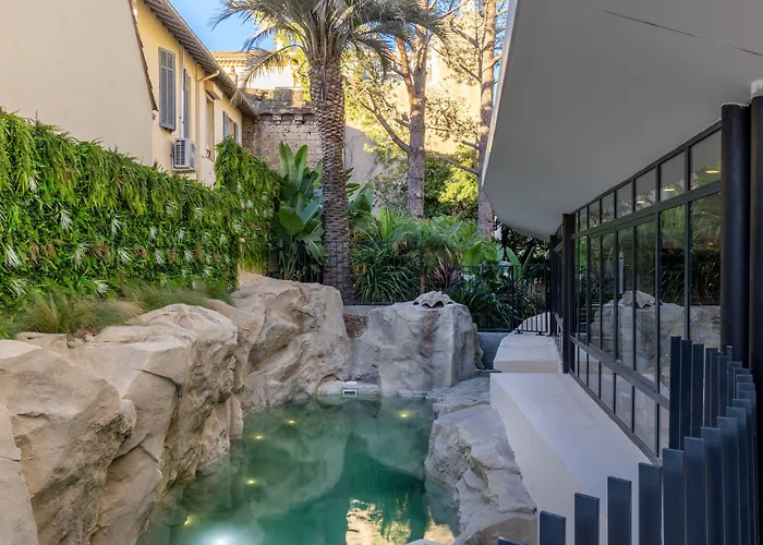 Staybridge - Centre By Ihg Hotel Cannes