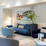 曼特浓俱乐部酒店 4* 戛纳