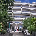 曼特浓俱乐部酒店 酒店