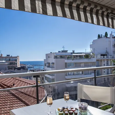 Staybridge - Centre By Ihg 4*