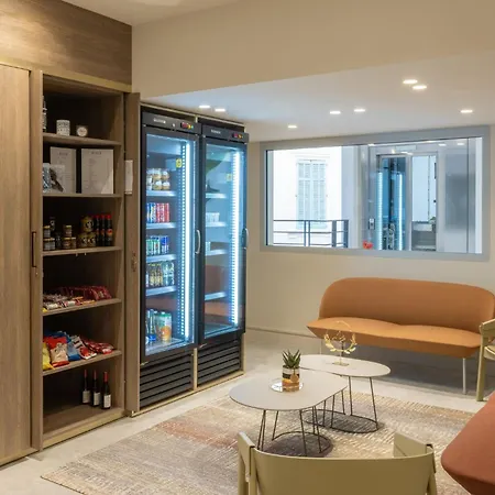 Staybridge - Centre By Ihg Отель