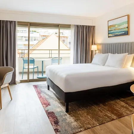 Staybridge - Centre By Ihg 4* Cannes